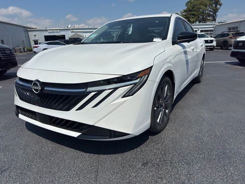 New 2026 Nissan Sentra SL FWD image 9