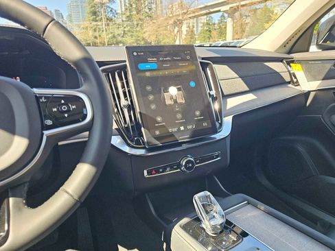 New 2026 Volvo XC90 T8 Ultra w/ Protection Package Premier AWD/4WD image 29