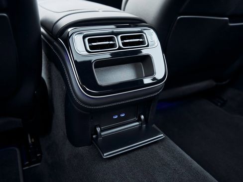 Used 2024 Mercedes-Benz S 580 4MATIC Sedan w/ AMG Line image 56