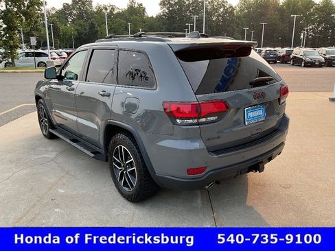 Used 2021 Jeep Grand Cherokee Trailhawk w/ Premium Lighting Group AWD/4WD image 4