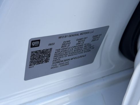 Certified 2023 Cadillac CT4 Luxury w/ Sun And Sound Package image 36