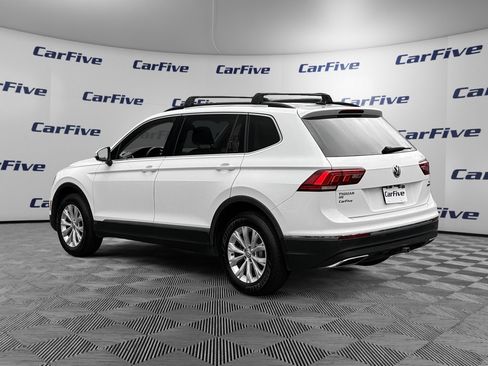 Used 2018 Volkswagen Tiguan SE AWD/4WD image 3