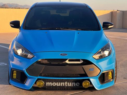 Used 2018 Ford Focus RS AWD/4WD image 4