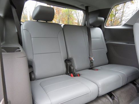 Used 2019 Chevrolet Traverse LT w/ LT Premium Package image 18