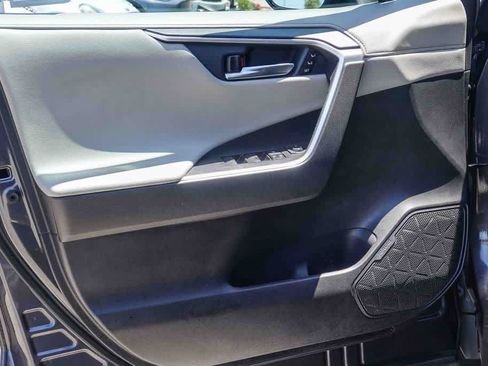 Used 2020 Toyota RAV4 Limited w/ Carpet Mat Package AWD/4WD image 19