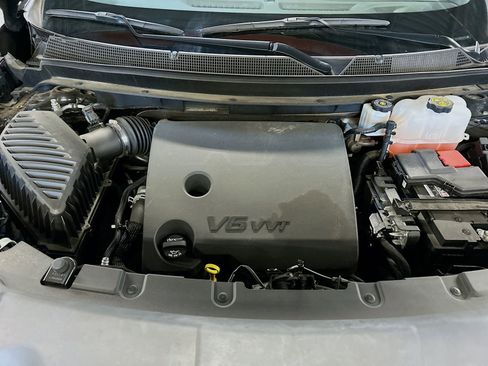 Used 2023 Chevrolet Traverse RS AWD/4WD image 33