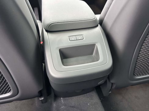 New 2026 Volvo XC60 B5 Plus w/ Protection Package Premier image 31