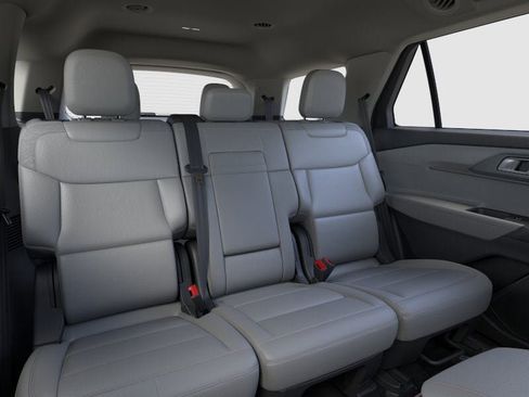 New 2026 Ford Explorer Active w/ Active Comfort Package image 11