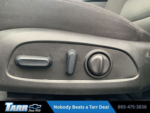 Used 2025 Chevrolet Malibu LT FWD image 14