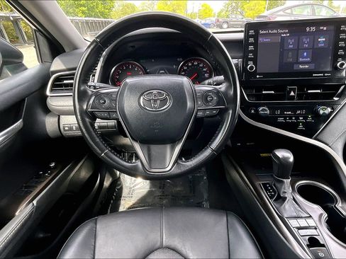Used 2023 Toyota Camry XSE image 5