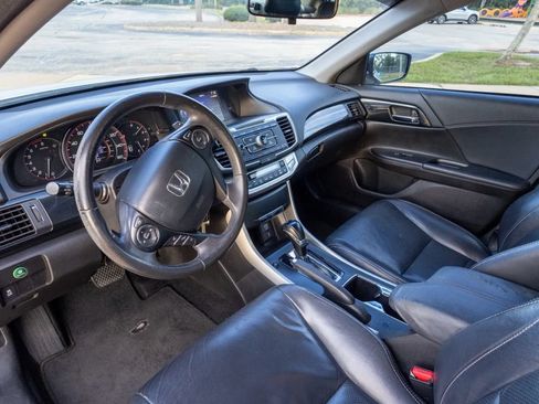 Used 2013 Honda Accord Sport image 4