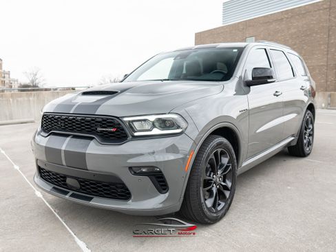 Used 2023 Dodge Durango R/T RWD image 3