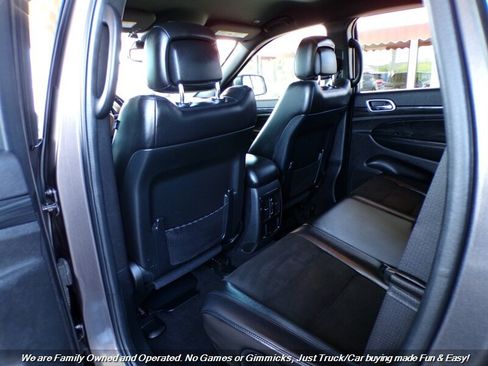 Used 2021 Jeep Grand Cherokee Laredo X AWD/4WD image 20
