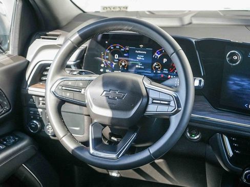 Used 2025 Chevrolet Tahoe Z71 image 14