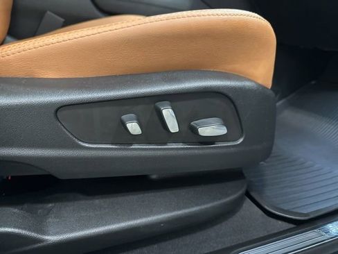 Used 2023 Cadillac XT5 Premium Luxury w/ LPO, Floor Liner Package AWD/4WD image 14