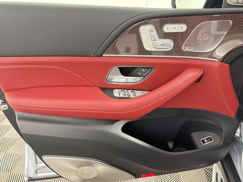 New 2026 Mercedes-Benz GLS 63 AMG 4MATIC image 13
