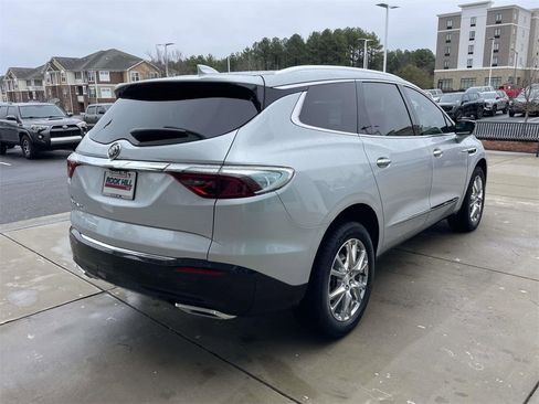 Used 2022 Buick Enclave Premium w/ Surround and Sites Package image 6