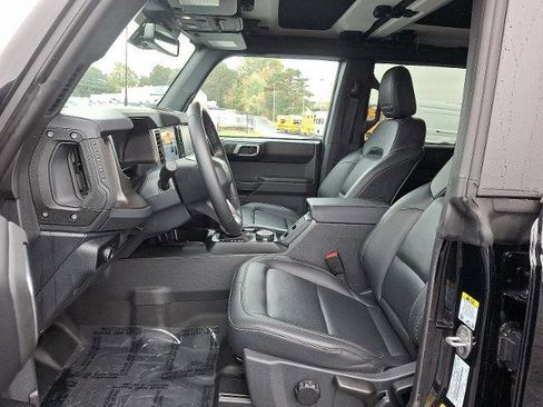 Certified 2025 Ford Bronco Badlands image 13