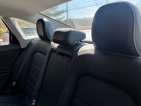 Used 2024 Volkswagen Jetta SE image 12