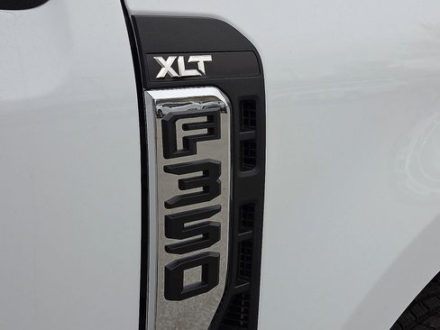 New 2026 Ford F350 XLT w/ XLT Value Package AWD/4WD image 8