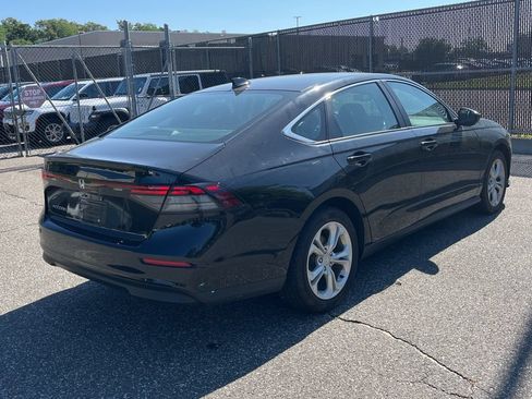 Used 2023 Honda Accord LX image 4