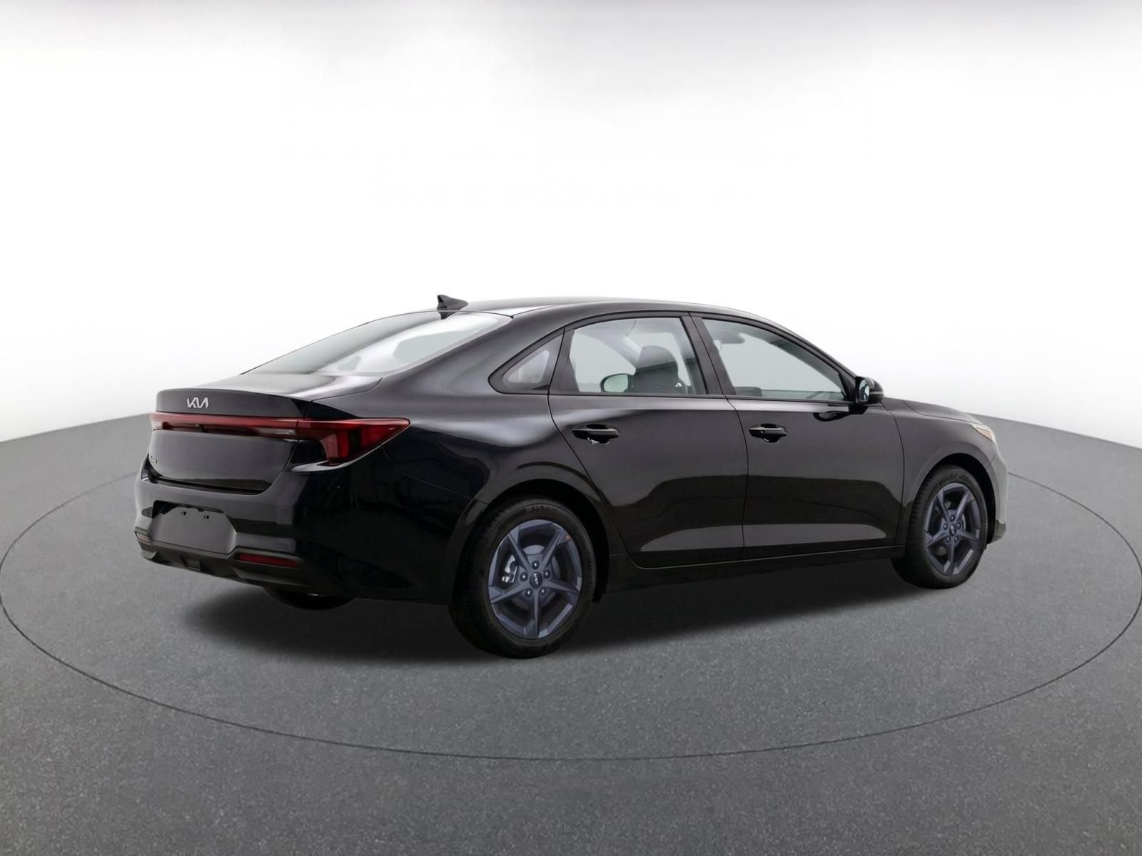 Used 2026 Kia K4 FWD image 8