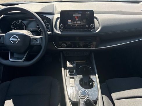 New 2026 Nissan Rogue S image 18