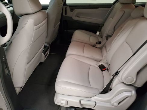 Certified 2024 Honda Odyssey Touring image 22