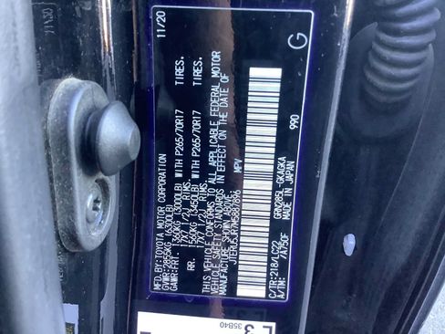 Used 2021 Toyota 4Runner TRD Off-Road Premium w/ Moonroof Package AWD/4WD image 21