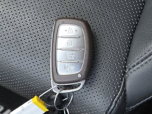 Used 2020 Hyundai Tucson Limited FWD image 38