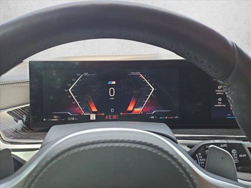 Used 2024 BMW X5 sDrive40i w/ M Sport Package image 10