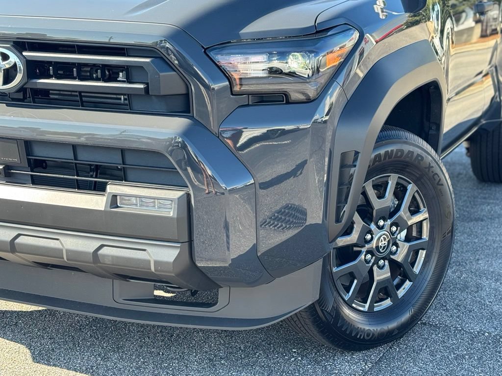 Used 2026 Toyota 4Runner SR5 RWD image 5