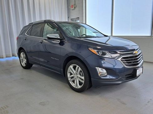 Used 2019 Chevrolet Equinox Premier FWD image 4
