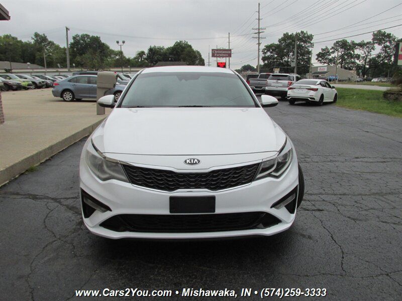 Used 2019 Kia Optima LX FWD image 2