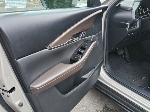 Certified 2022 MAZDA CX-30 AWD 2.5 S w/ Premium Package image 21