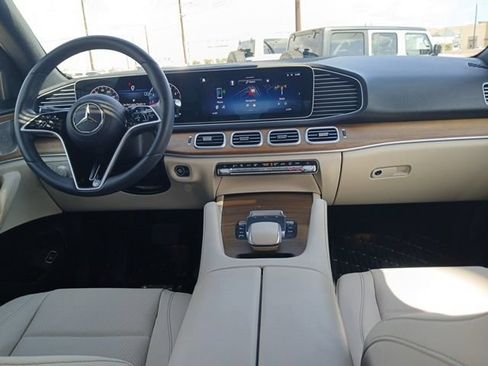 Used 2025 Mercedes-Benz GLE 350 4MATIC image 13