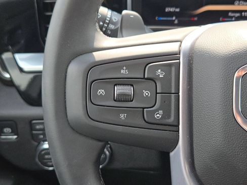 Used 2026 GMC Sierra 1500 SLT AWD/4WD image 21