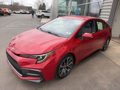 Used 2021 Toyota Corolla SE w/ Carpet Mat Package (TMS) image 2