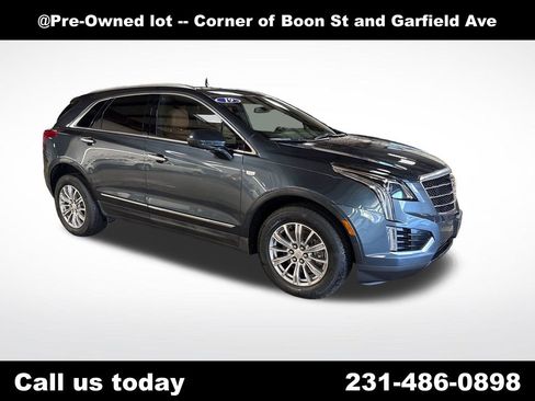 Used 2019 Cadillac XT5 Luxury AWD/4WD image 7