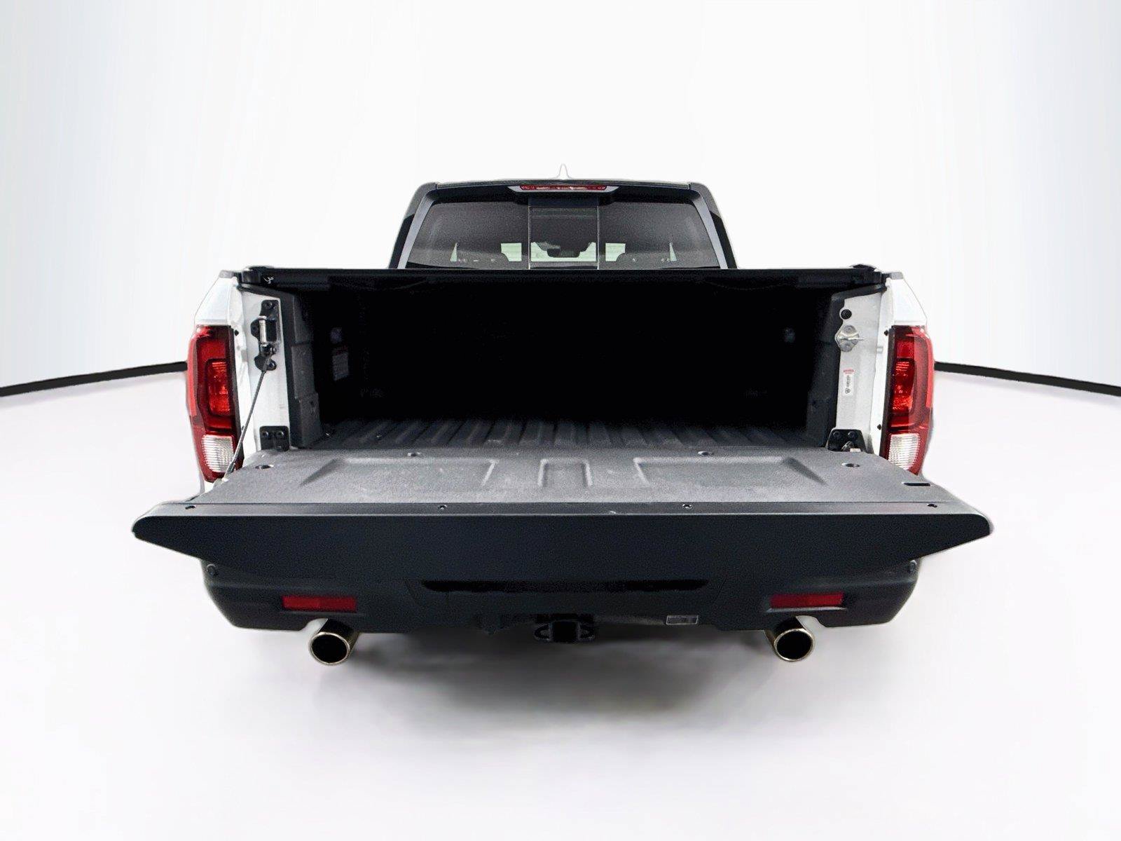 Used 2024 Honda Ridgeline Black Edition image 38