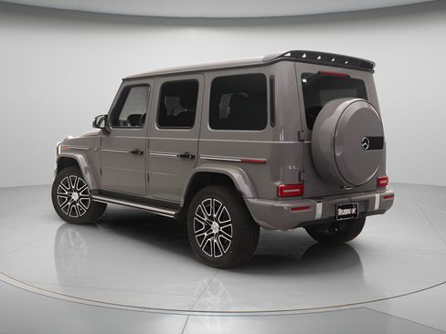New 2026 Mercedes-Benz G 550 image 2