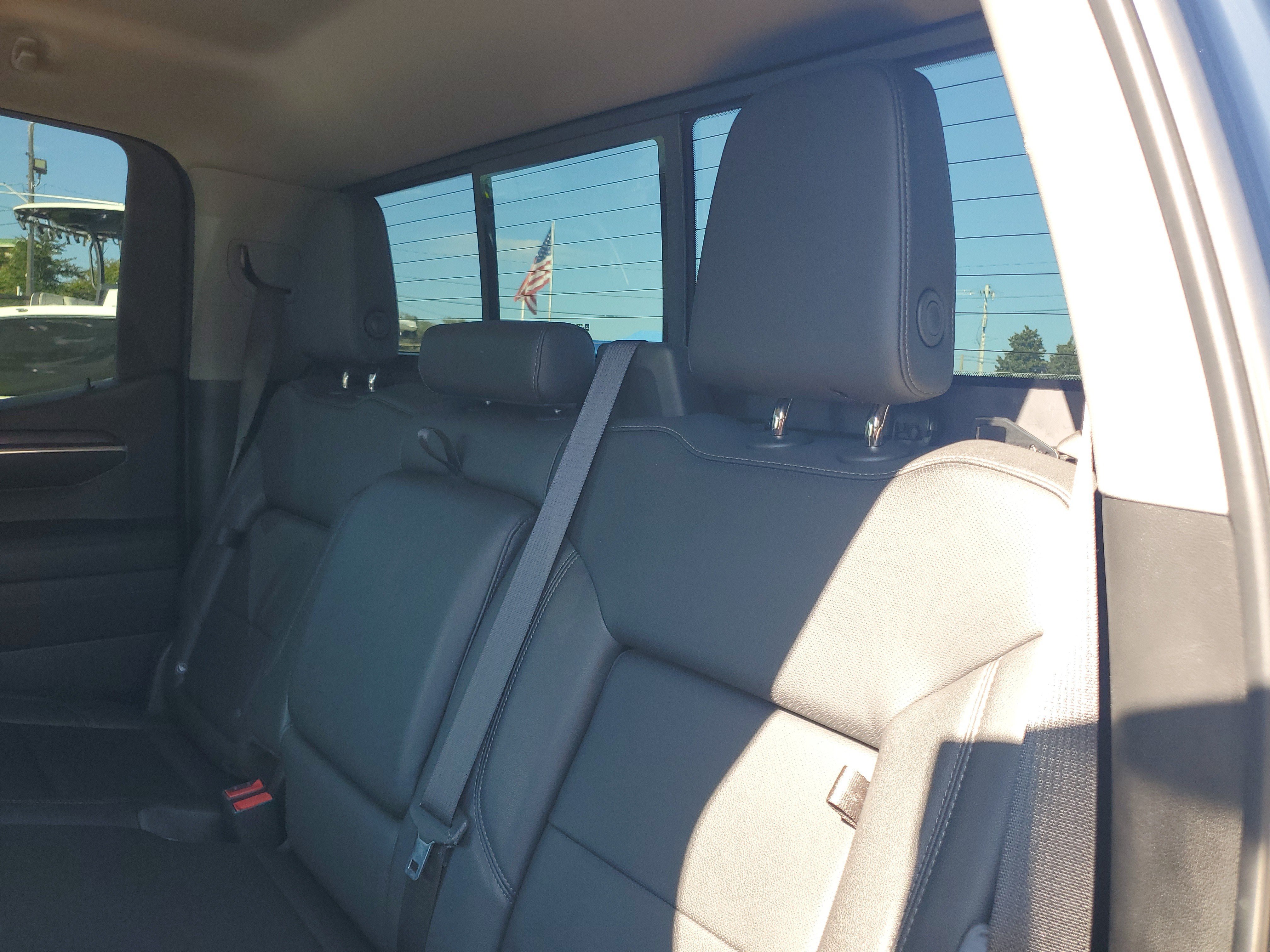 Used 2022 GMC Sierra 1500 SLT w/ SLT Premium Plus Package AWD/4WD image 26