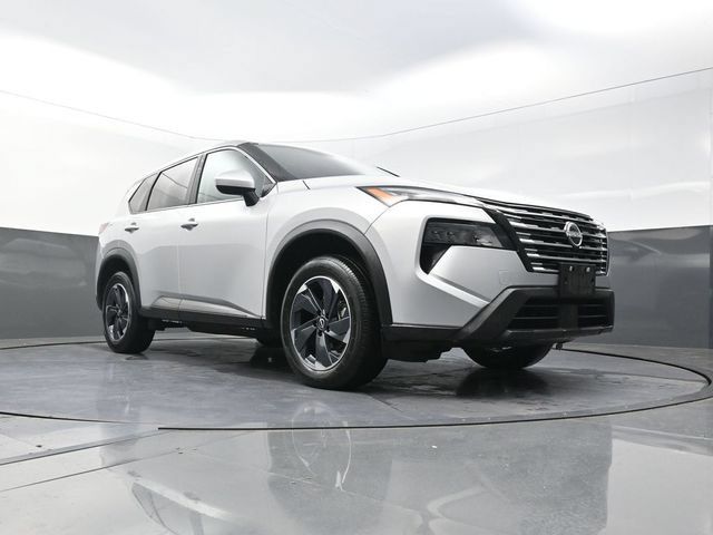 Used 2024 Nissan Rogue SV AWD/4WD image 31