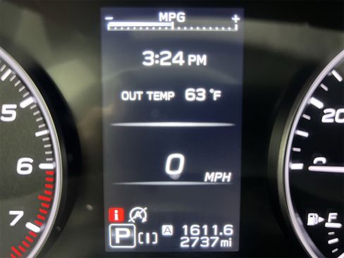 Certified 2025 Subaru Crosstrek 2.5i Limited w/ Crosstrek Mirror Package image 15