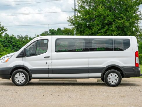 Used 2018 Ford Transit 350 XLT RWD image 12
