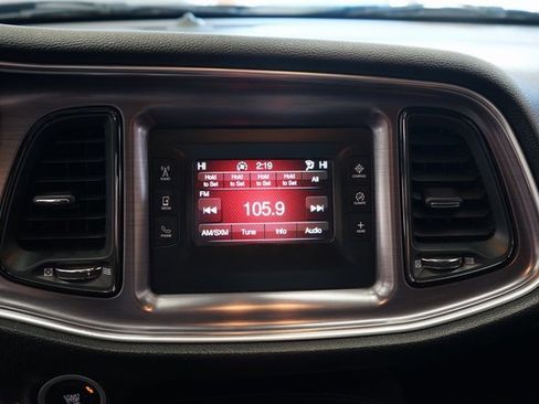 Used 2016 Dodge Challenger SXT image 26