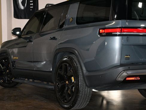 Used 2023 Rivian R1S Launch Edition AWD/4WD image 55