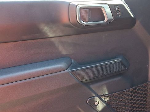 Used 2025 Ford Bronco Badlands AWD/4WD image 10