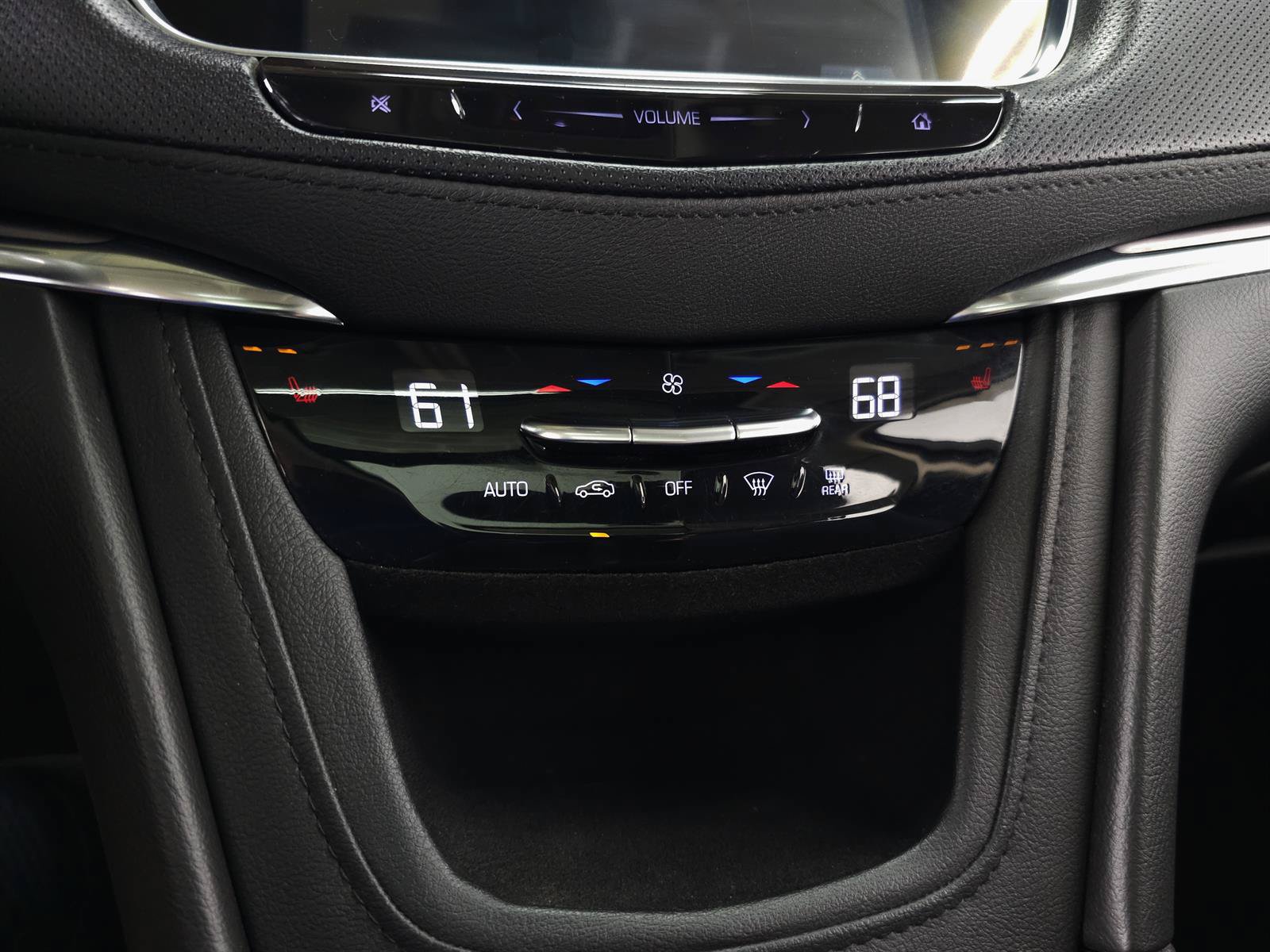 Used 2019 Cadillac XT5 Luxury AWD/4WD image 29