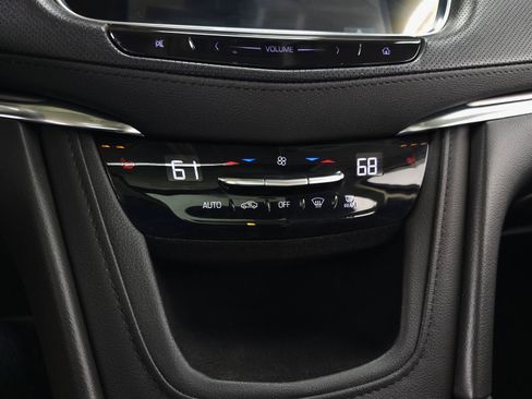 Used 2019 Cadillac XT5 Luxury AWD/4WD image 29